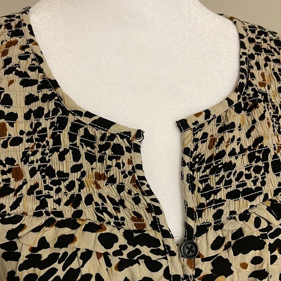 Animal Print Long Blouse - Picture 6 of 10